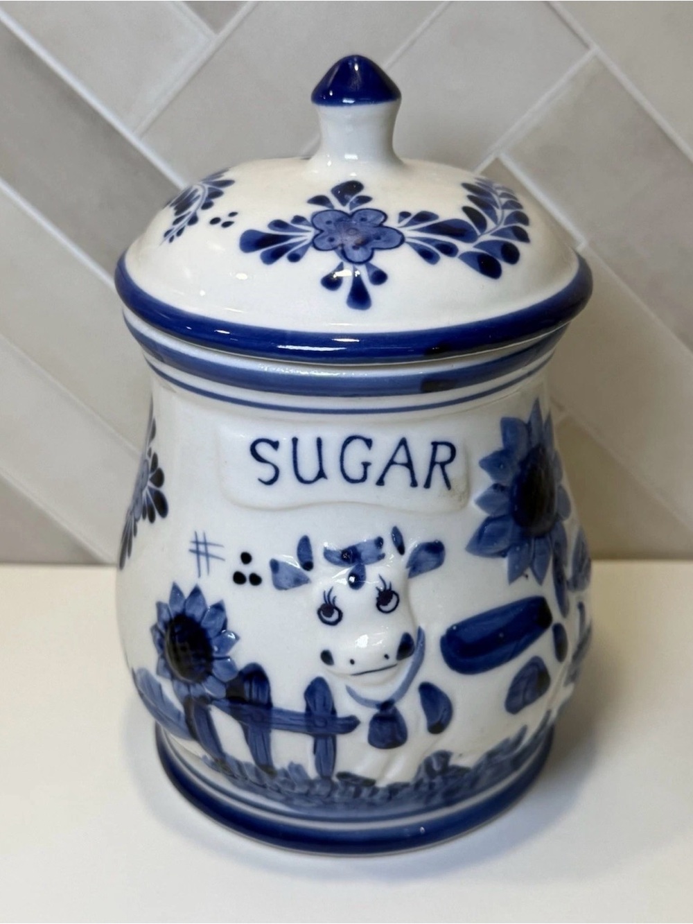 Blue Delft Deco Lidded Canister Jar SUGAR
Handpainted Holland 6"T Mint Condition